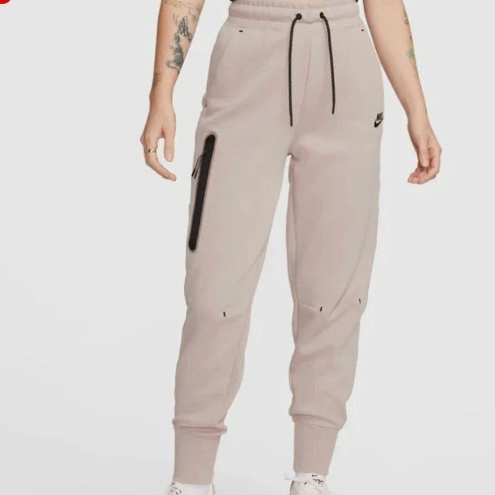 NIKE Sportswear Women's Tech Fleece Sweatpant Joggers‎ CW-4292-206 size XL